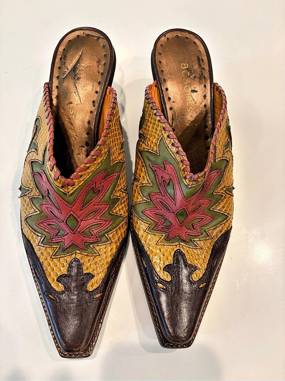 BCBG Snakeskin Embroidered Floral Mules US 6.5